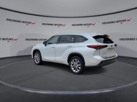 // ACCIDENT FREE!! // This 2023 Toyota Highlander Hybrid Hybrid Limited AWD is a smart choice for fa... (image 5)