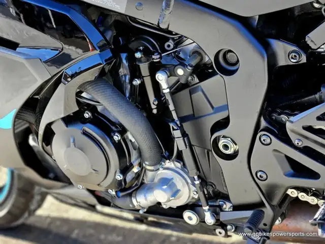 2024 Suzuki GSX-R1000A in Sport Bikes in Oshawa / Durham Region - Image 21