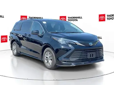 Thornhill Toyota Proudly Presents This Black 2025 Toyota Sienna with LE AWD 8-Passenger Package, Fea...