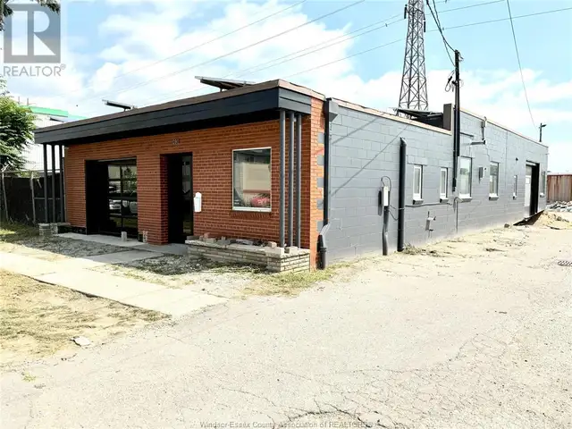 1090 CRAWFORD AVENUE Windsor, Ontario630073605672991226
