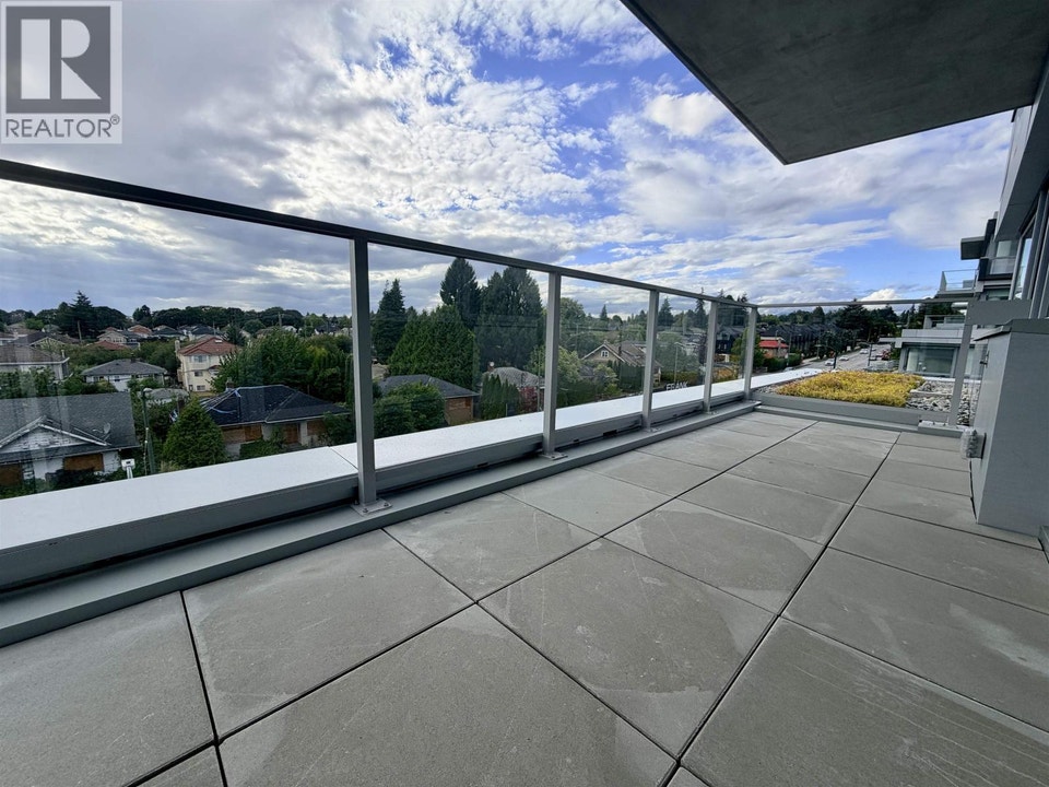502 8120 OAK STREET Vancouver, British Columbia 2