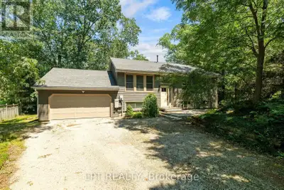 Welcome to your dream coastal retreat! Nestled in the heart of Port Franks, one of Ontario's best ke...