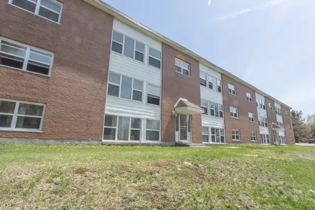 2 Bedroom 1 Bath in Elliot Lake - HEAT INC starting at $1195 in Long Term Rentals in Sault Ste. Marie - Image 3