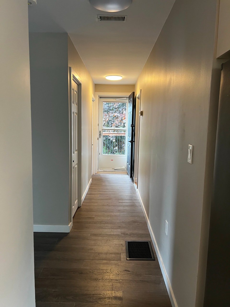 1993 Kenwood St - 2 bedroom apt for rent 4