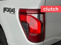 NO ACCIDENTS / CLEAN CARFAX / Rear Parking Sensors, Auto Stop/Start, Climate Control and more! Clutc... (image 9)