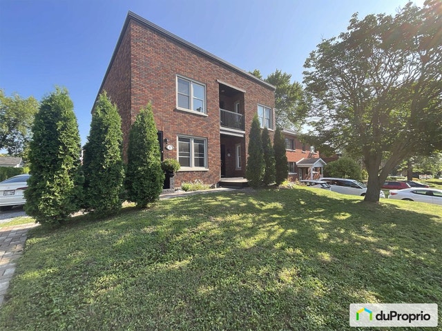 $745,999 - Duplex for sale in Granby — photo 3