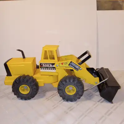 Tonka Mighty Diesel XMB-975 Front End Loader Yellow Metal, View more