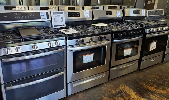 GAS, COIL TOP, GLASS TOP, INDUCTION RANGES - NEW & REFURBISHED in Stoves, Ovens & Ranges in Dartmouth - Image 4