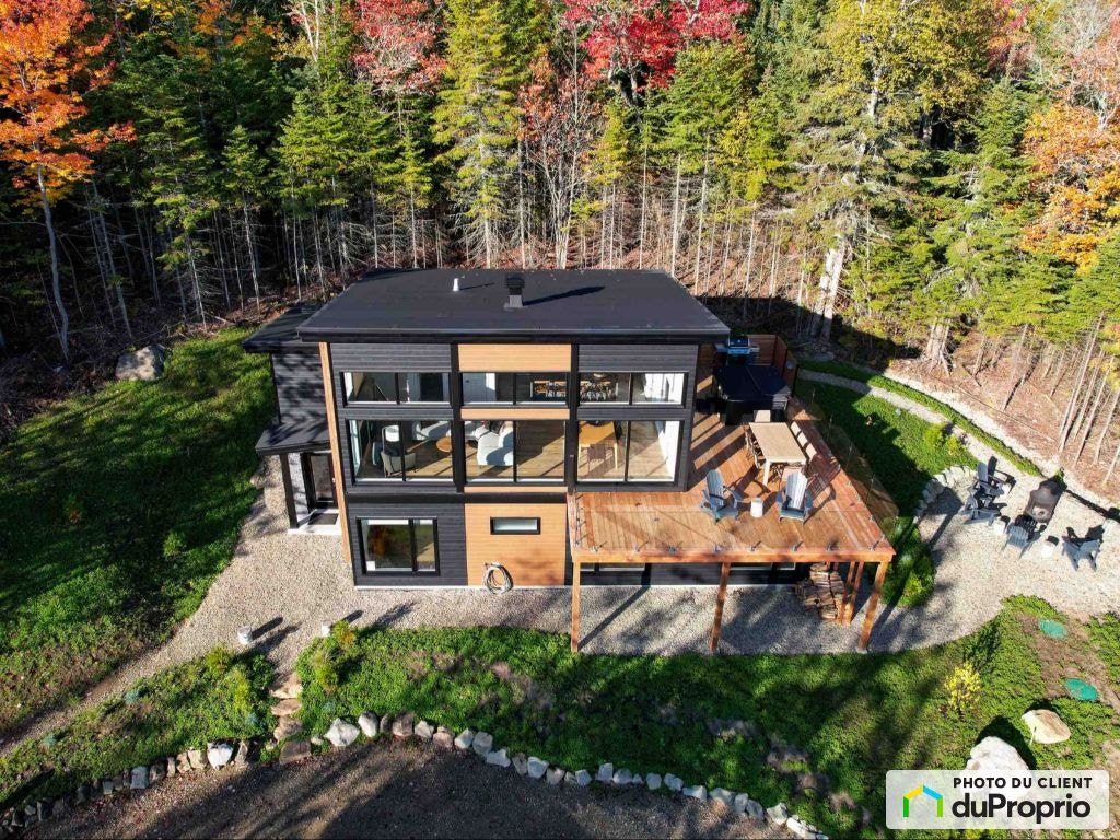 $695,000 - Cottage for sale in Les Eboulements — photo 1