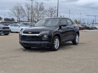 The pre-owned 2021 Chevrolet Trailblazer LS in Midnight Blue Metallic offers modern styling, efficie... (image 1)
