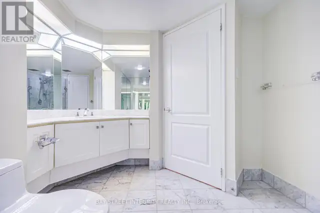 2606 - 38 ELM STREET Toronto (Bay Street Corridor), Ontario in Condos for Sale in City of Toronto - Image 37