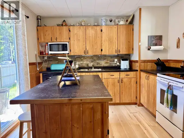 75 FINCH STREET Kitimat, British Columbia in Houses for Sale in Kitimat - Image 6