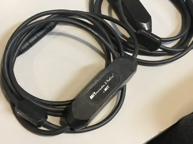 10’ MIT Proline 2 Cables Audiophile XLR Haute Gamme in Stereo Systems & Home Theatre in City of Montréal - Image 4