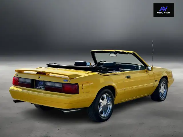 1993 Ford Mustang LX **ALL ORIGINAL FROM FACTORY** in Cars & Trucks in Hamilton - Image 7