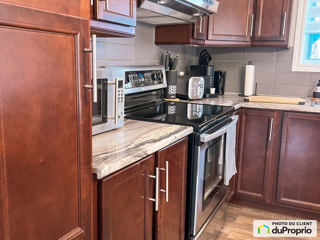 $440,000 - Triplex for sale in Gascons — photo 2