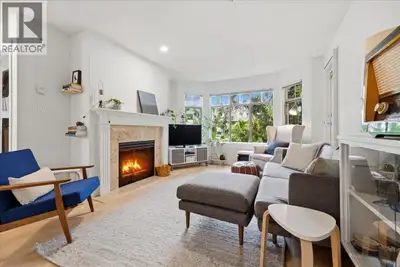 Welcome home to this tastefully renovated 2-bedroom, 2-bathroom condo in Ridge Park Gardens! Offerin...