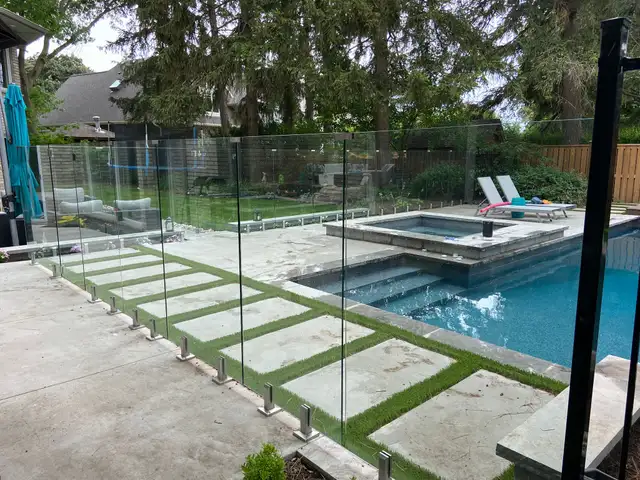 Tempered Glass Panels Standard Sizes for Glass Railing System in Other in Guelph - Image 10