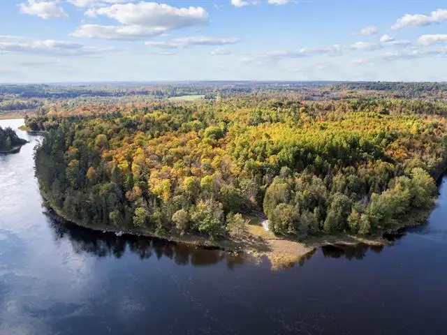 255 Ch. East-Range L'Isle-aux-Allumettes, Quebec in Land for Sale in Pembroke - Image 12