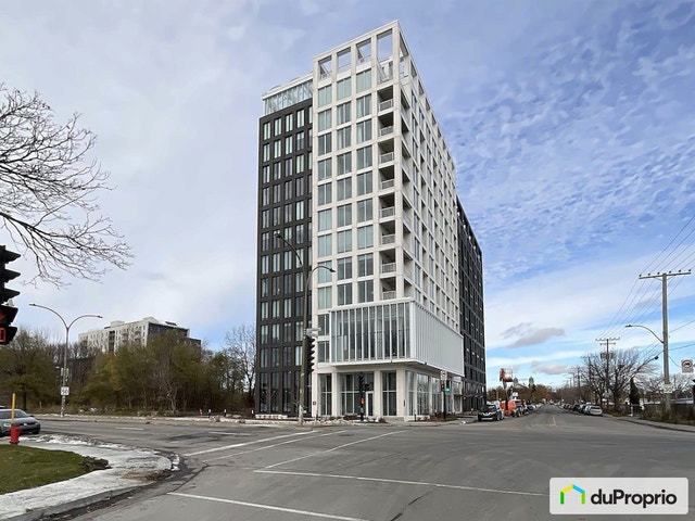 $825,000 - Condominium in Mercier / Hochelaga / Maisonneuve — photo 2
