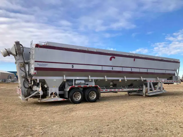 2012 APPCO 4,000 CUBIC FT SAND STORAGE PIG DRY BULK TANK TRAILER in Heavy Equipment in Laval / North Shore - Image 5