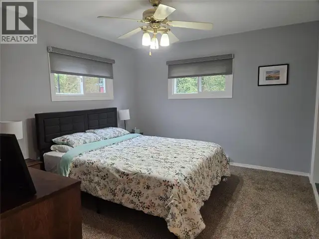 301 5TH Street NW Nakusp, British Columbia in Houses for Sale in Nelson - Image 15