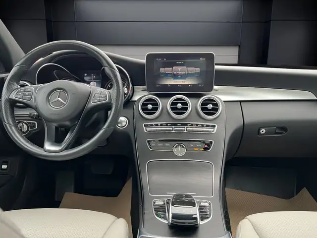 2018 Mercedes-Benz C-Class C300 4MATIC - AMG PKG - SUNROOF - LEA in Cars & Trucks in Oakville / Halton Region - Image 20