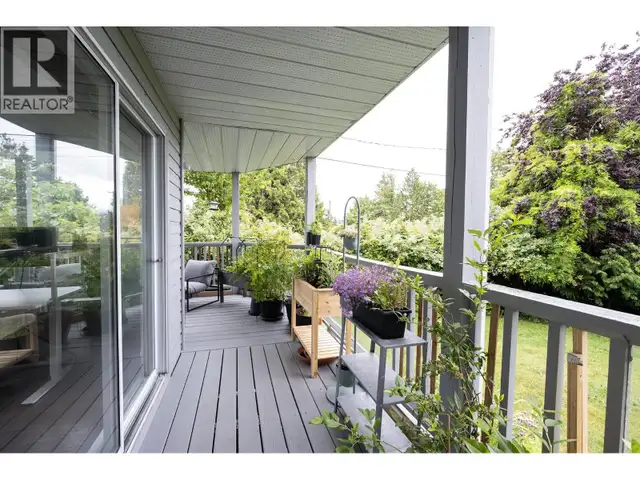 756 GIBSONS WAY Gibsons, British Columbia in Condos for Sale in Sunshine Coast - Image 23