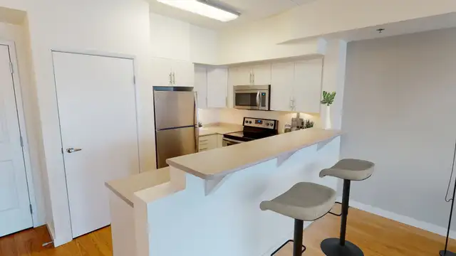 Dalhousie - 1 bed / 1 Bath + DEN Available for AUGUST MOVE IN!62864372953987121