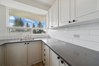 Amenities: Renovated Suites • Quiet Building • Dog Wash Station • Solar Panels Suite & Building: Spa... (image 3)