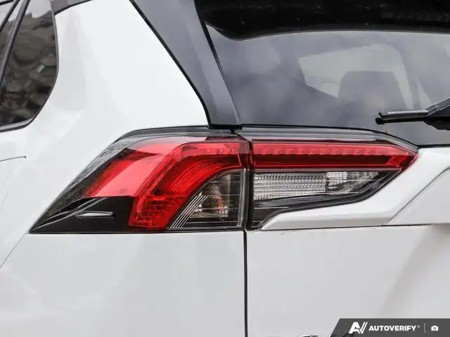 2021 Toyota RAV4 Hybrid LE | Full Service History @ Toyota in Cars & Trucks in London - Image 17