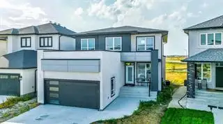 1R//Winnipeg/Showing suspend cause of tenant .Welcome to this beautiful, two-storey family home in t...