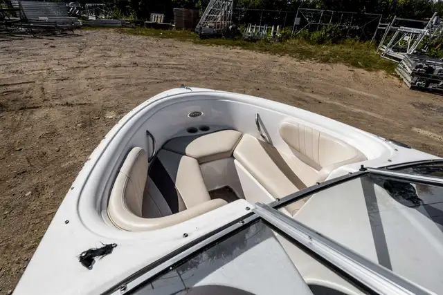 2006 Chaparral 18 SSI in Powerboats & Motorboats in Rimouski / Bas-St-Laurent - Image 24