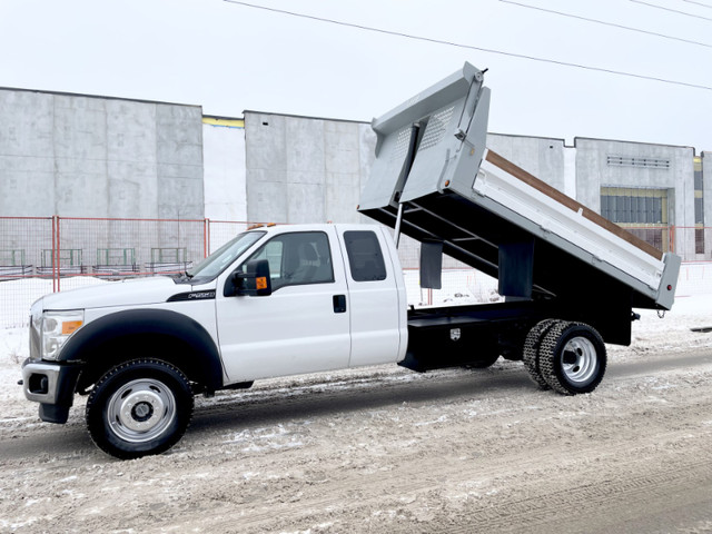 2015 FORD F-550 XLT EXTENDED CAB 4X4 DUMP TRUCK ONLY 72,000KM !! in Heavy Trucks in Calgary