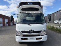 2020 Hino 195 Ryder Stock ID: 292918 Transmission Type/Speed: AUTO 6 Engine: DIESEL J05E-TP '17 210/... (image 1)