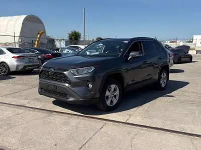 2019 TOYOTA RAV4 XLE AWD PKG PHENOMENAL SHAPE ADAPTIVE CRUISE LANE ASSIST BLIND SPOT SMART INTEGRATI...