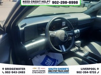 Recent Arrival! Odometer is 9709 kilometers below market average! Abyss Black Pearl 2025 Hyundai Kon... (image 1)