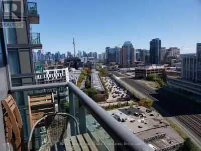 1709W - 36 LISGAR STREET Toronto (Little Portugal), Ontario