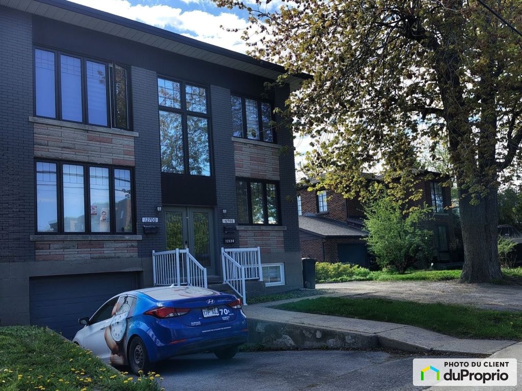$1,399,000 - Triplex in Pointe-Aux-Trembles / East Montreal — photo 2