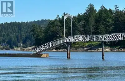 Enjoy up to 6 weeks per year in a waterfront suite on beautiful Galiano Island. Nestled in Sturdies...