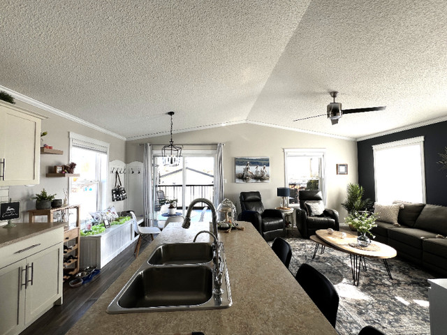 Raymond Shores 64B Gull Lake - DustySmithTeam.ca in Condos for Sale in Red Deer - Image 2