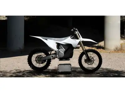Outperforming the competition, silently Our goal: build the world’s fastest motocross bike. For the...