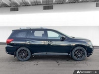 Four Wheel Drive,Dual Moonroof,Panoramic Roof,Generic Sun/Moonroof,Power Steering,4-Wheel Disc Brake... (image 6)