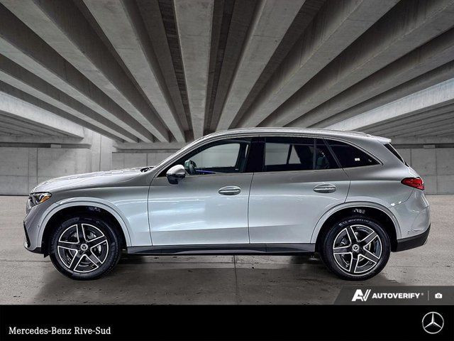 2026 Mercedes-Benz GLC 300 4MATIC dans Autos et camions  à Longueuil/Rive Sud - Image 2