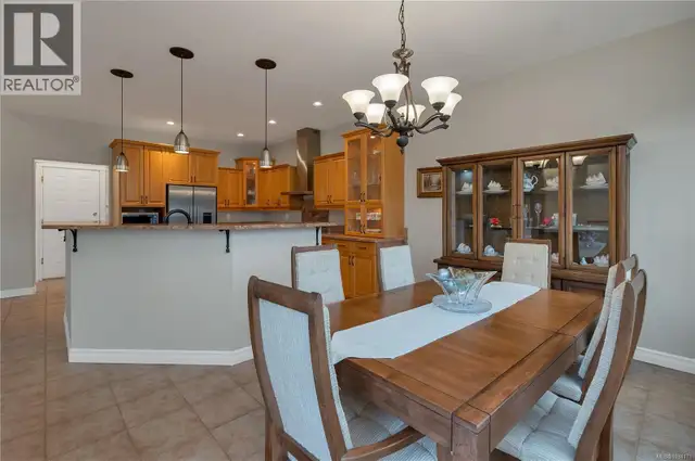 2185 Forest Grove Dr Campbell River, British Columbia in Houses for Sale in Campbell River - Image 14