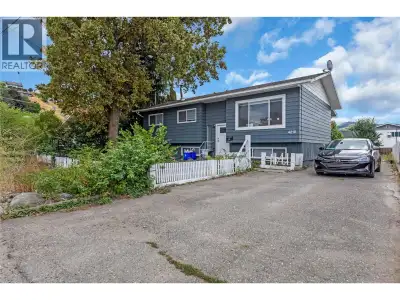 ***COURT ORDERED SALE - Fully occupied and income generating home - Updated and versatile home in a...