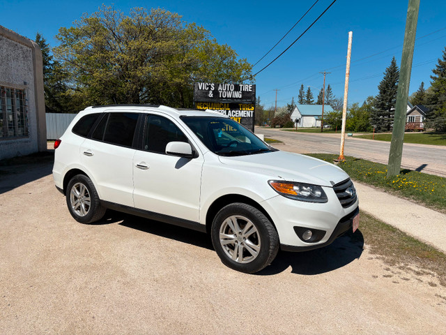 2012 Hyundai Sante Fe AWD Safetied in Cars & Trucks in Winnipeg - Image 3