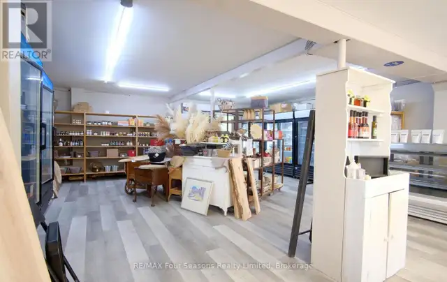 3 - 7296 HIGHWAY 26 Clearview (Stayner), Ontario in Commercial & Office Space for Rent in Oakville / Halton Region - Image 5