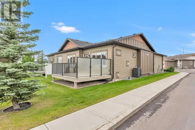 100 Sierra Morena Manor SW Calgary, Alberta62864392594691121