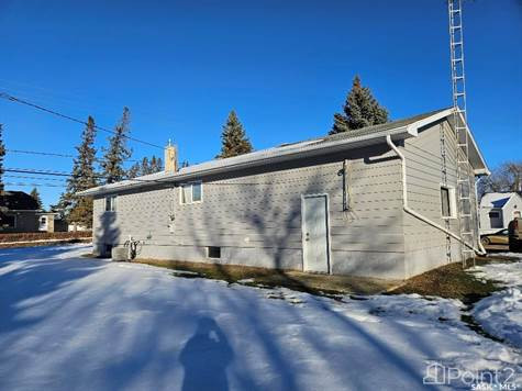 29 Warren STREET in Houses for Sale in Regina - Image 3