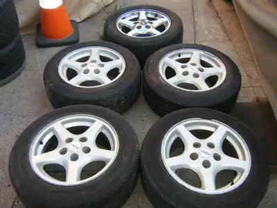 Up for sale is a nice set of 4 GM 5 Star Original Alloy Rims. - Fits many GM models- Buicks, Oldsmob...